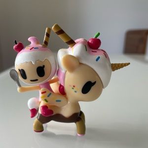 Tokidoki unicorno figurine